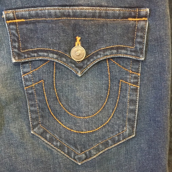 True Religion Geno Relaxed Slim Jeans - Picture 9 of 13